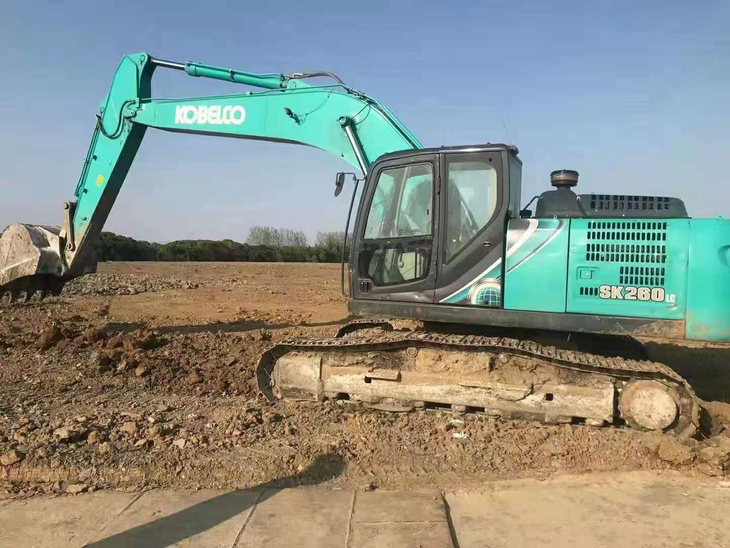 神钢260-10极品挖机 2018年出厂 一手原版土方车 动力性能免检