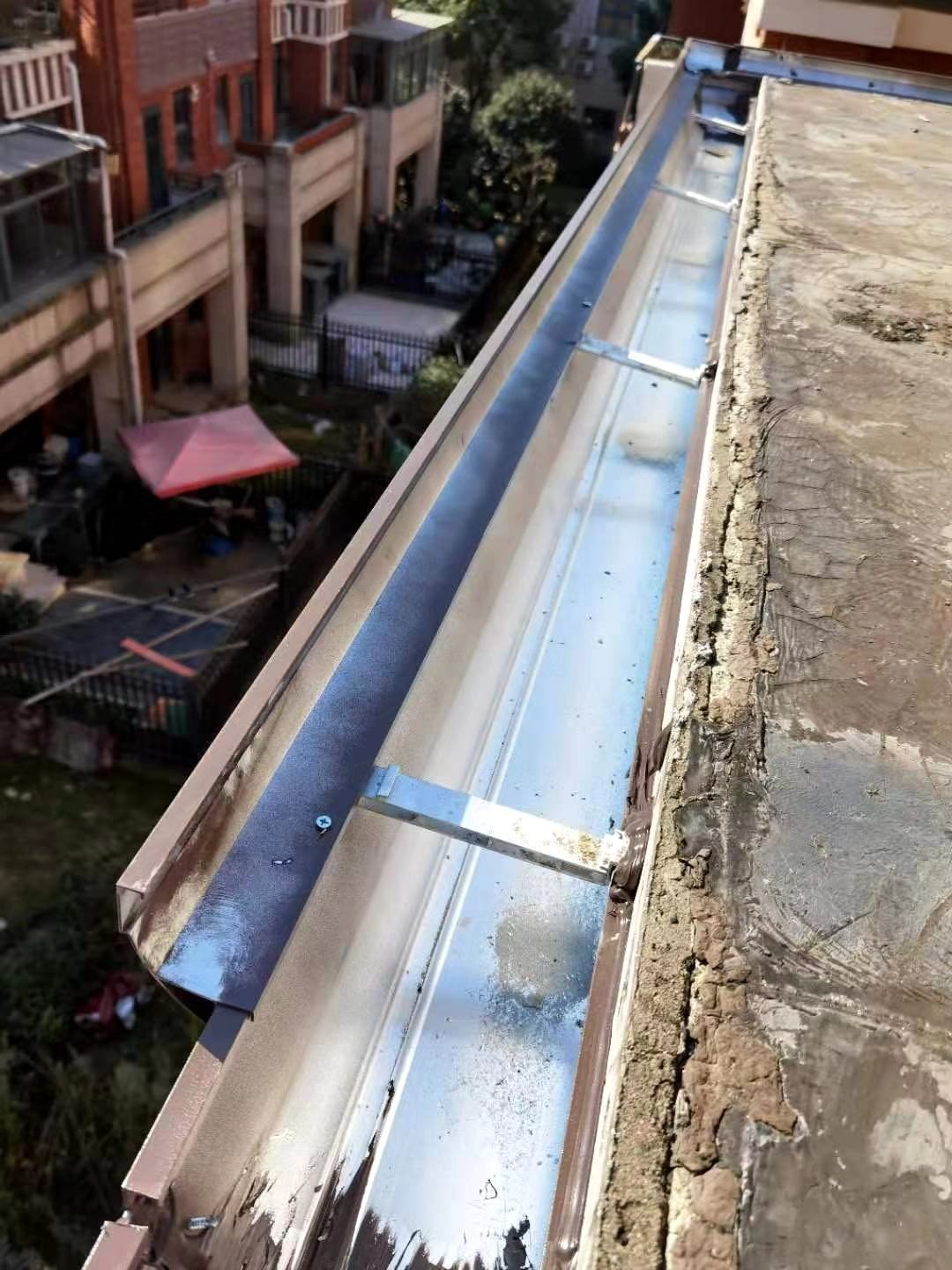 昱隆腾 k型彩铝檐沟 成品金属檐沟落水系统天沟排水