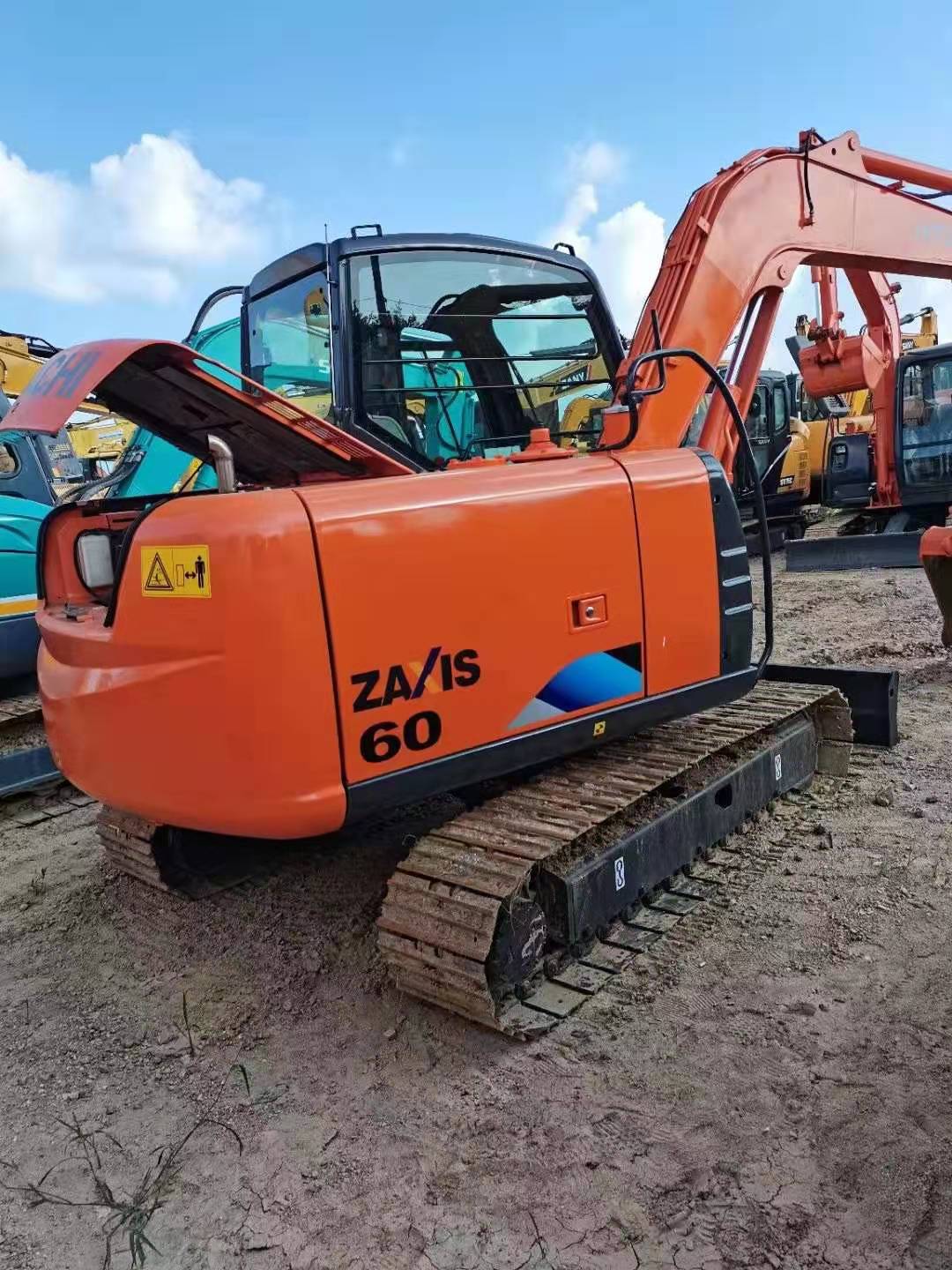 二手日立60挖掘机精品九成新车况带质保全国包送到家