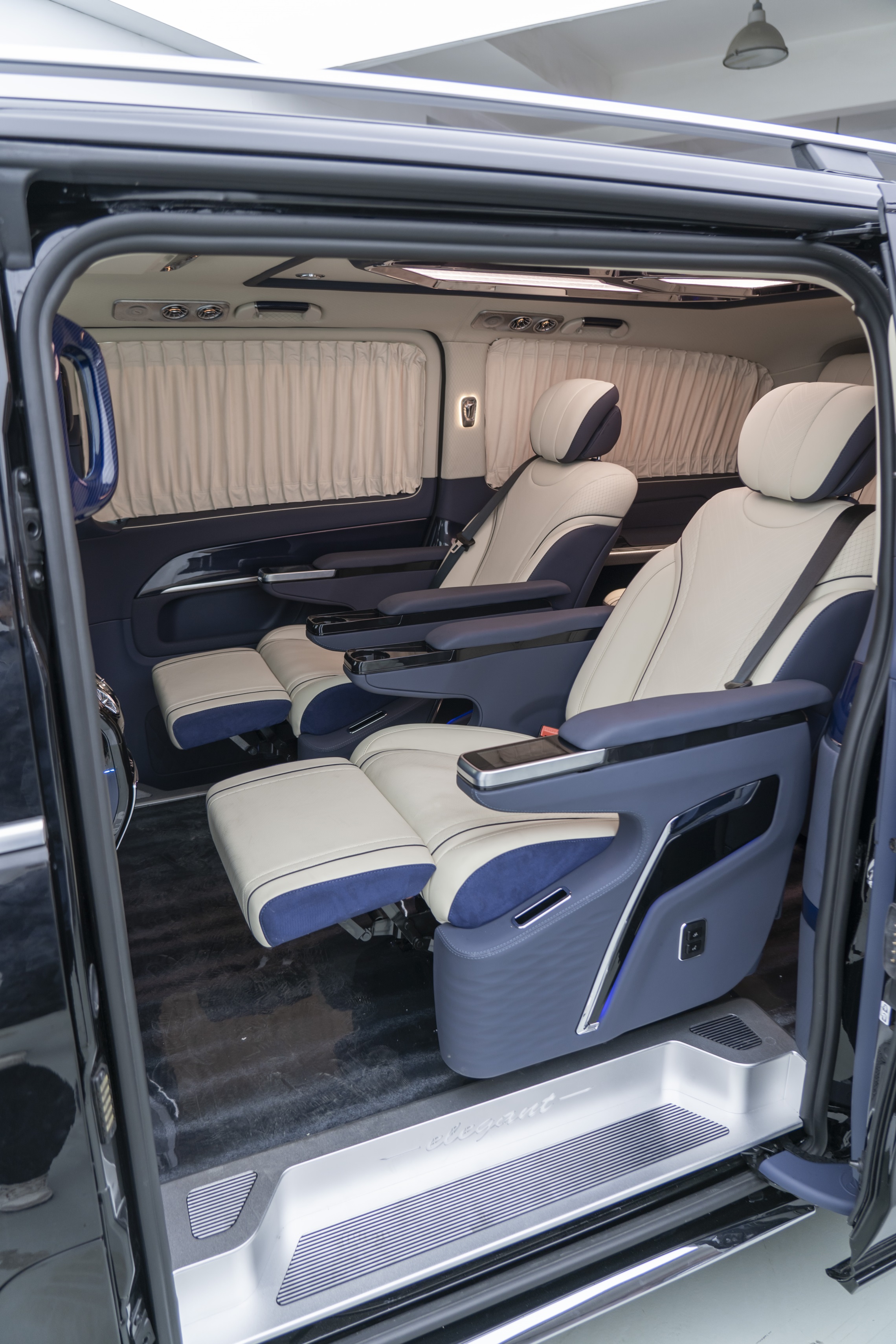 奔驰威霆v260商务车定制改装