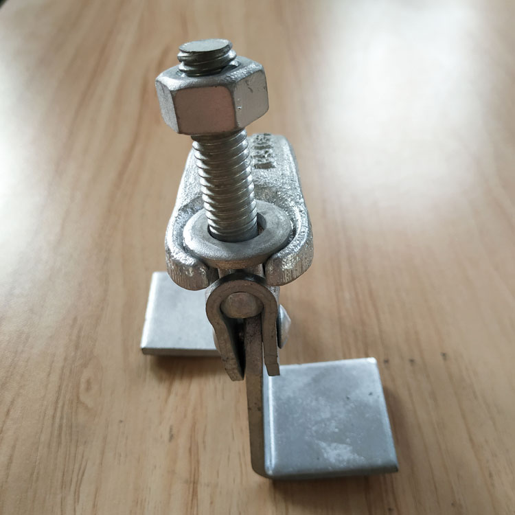 q235脚手架镀锌固板扣件