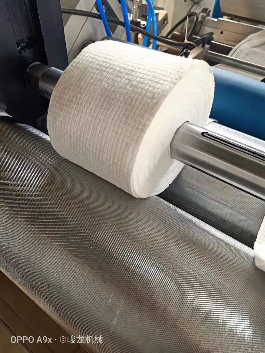 高速一出五棉柔卷机器 柔巾卷加工设备 无纺布一次性洗脸巾机卷式