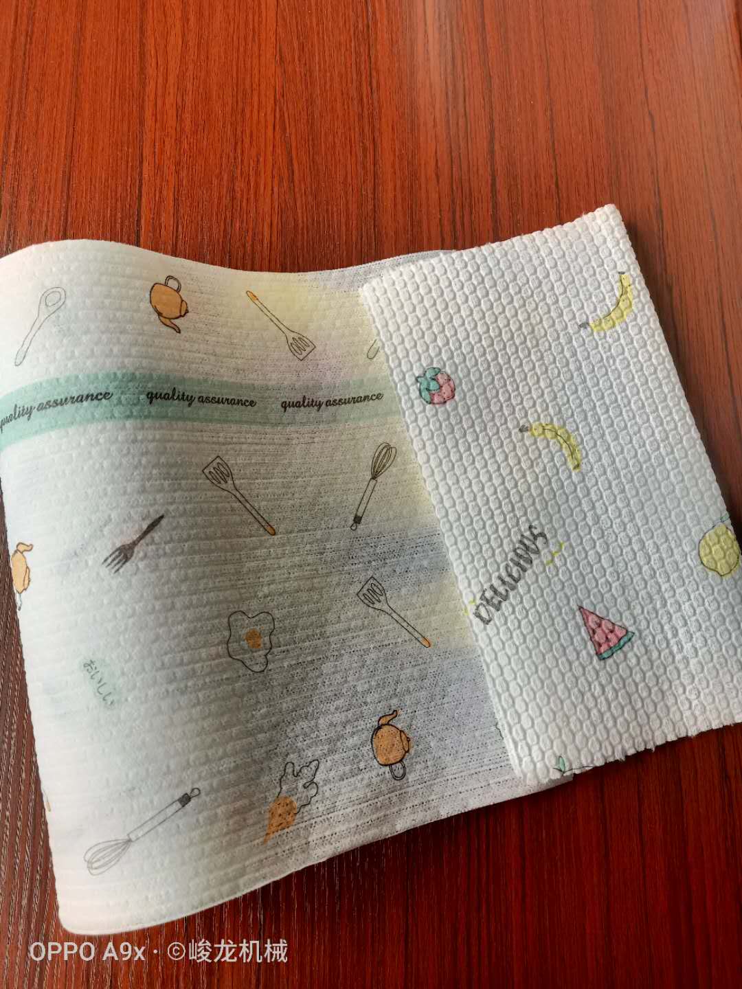 全自动懒人抹布机器 一次性无纺布木浆布压花打线点断分切复卷机