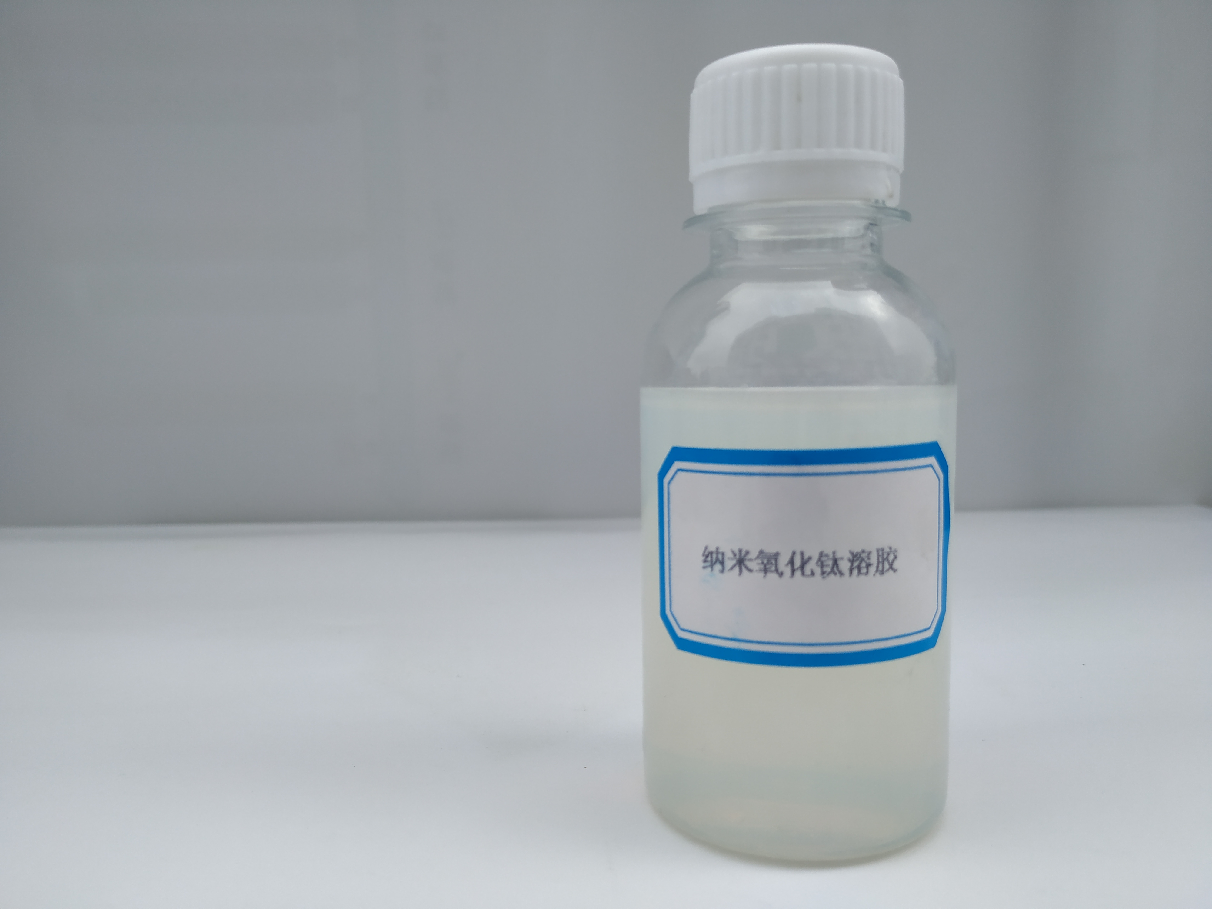 纳米氧化钛溶胶 纳米二氧化钛透明液体 钛白粉浆料13463-67-7