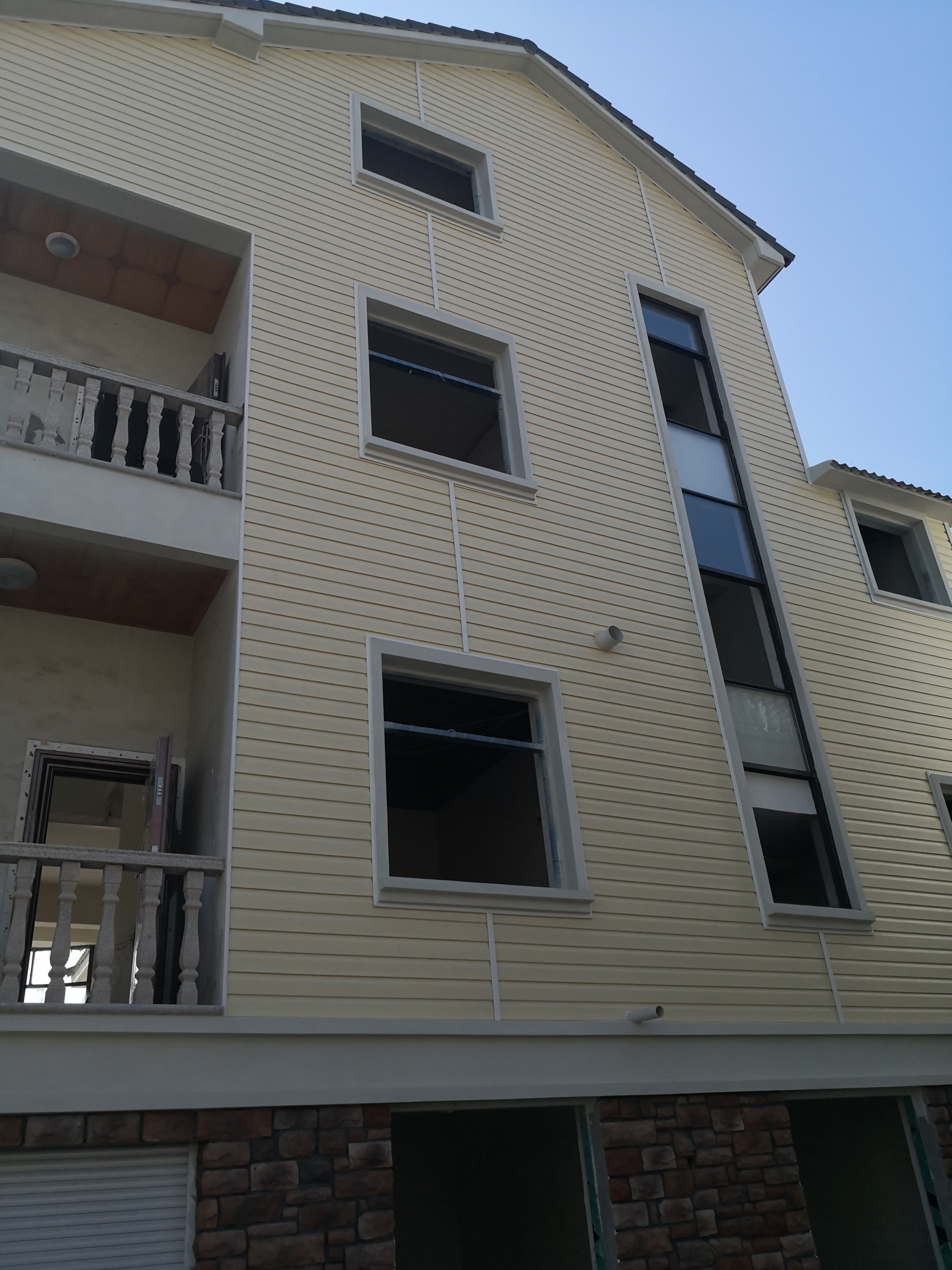 供应汕头pvc外墙挂板外墙pvc扣板汕头pvc外墙装饰板-杭州赛维建材有限