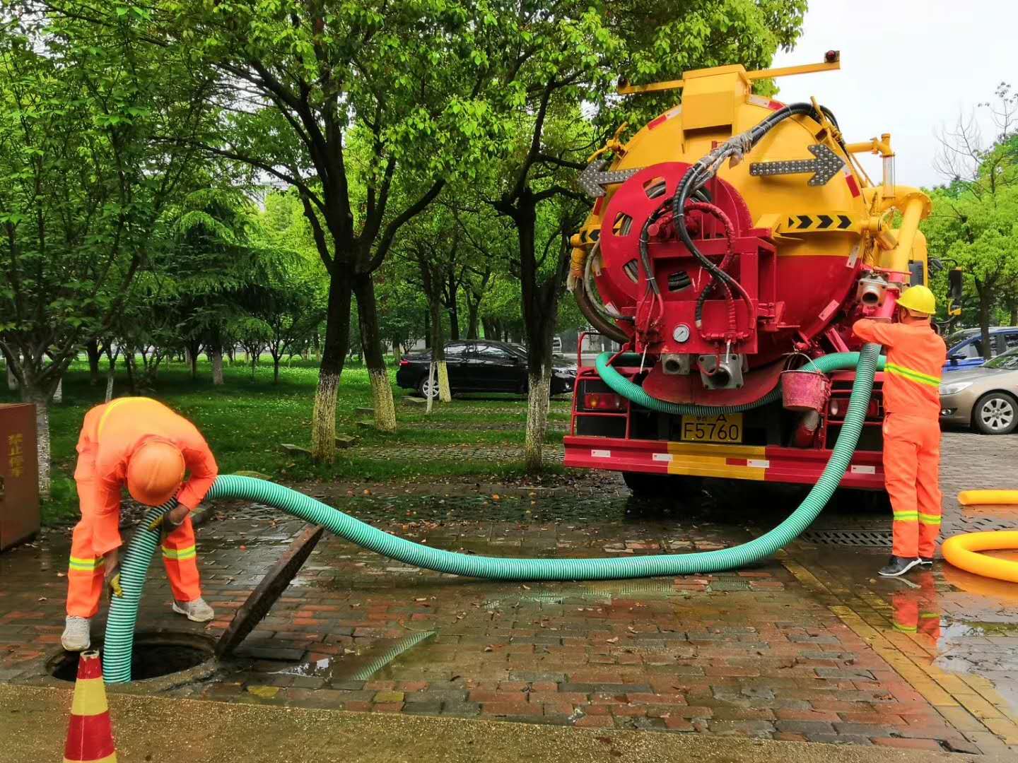 盐城箱涵清理|小区排水管道 疏通雨水管道|市政清淤