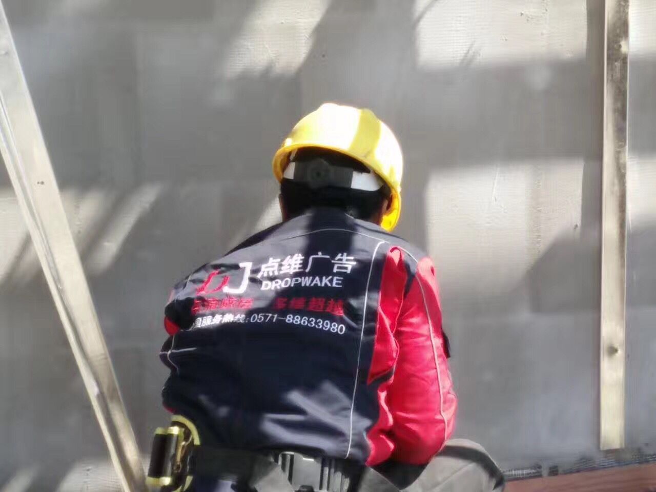 南宁水泥纤维木纹挂板外墙水泥木纹版批叠板价格