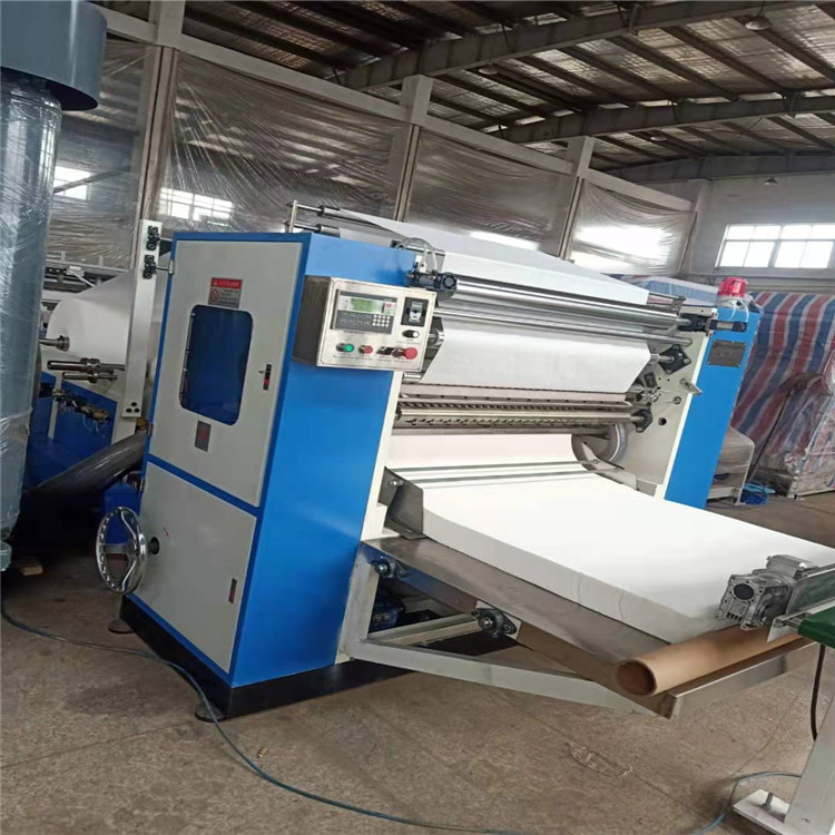 嘉兴峻龙生产美容洗脸柔面巾折叠机 无纺布一次性洁面巾设备厂家JL-C850