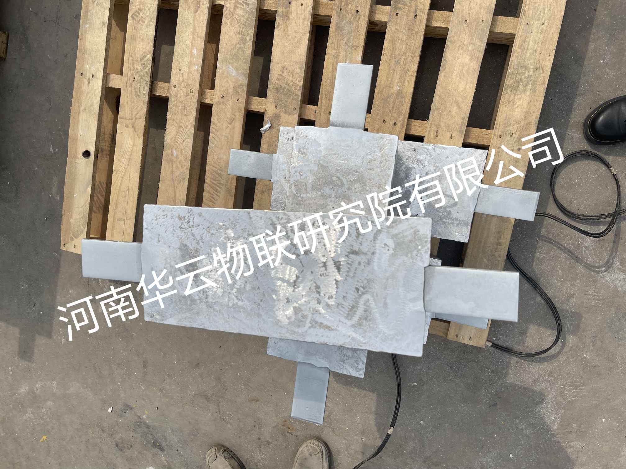 金属防腐蚀阴极保护装置铝块铝锭 双铁脚铝合金牺牲阳极