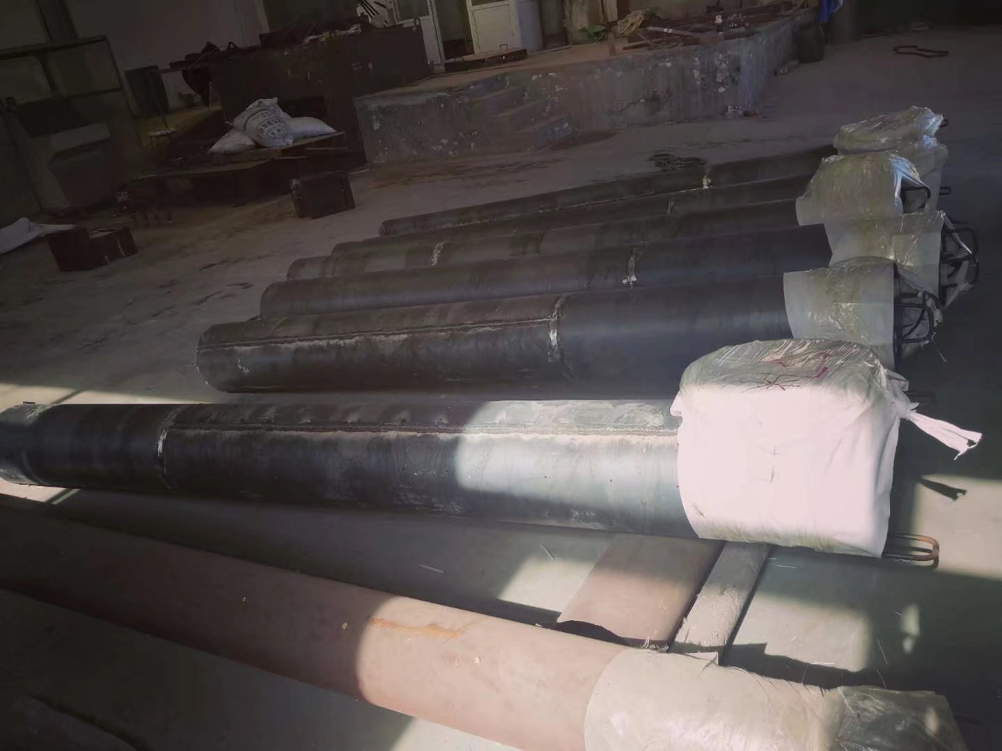 预包装深井阳极体 分段式高硅铸铁阳极含贵金属氧化物防腐工程材料