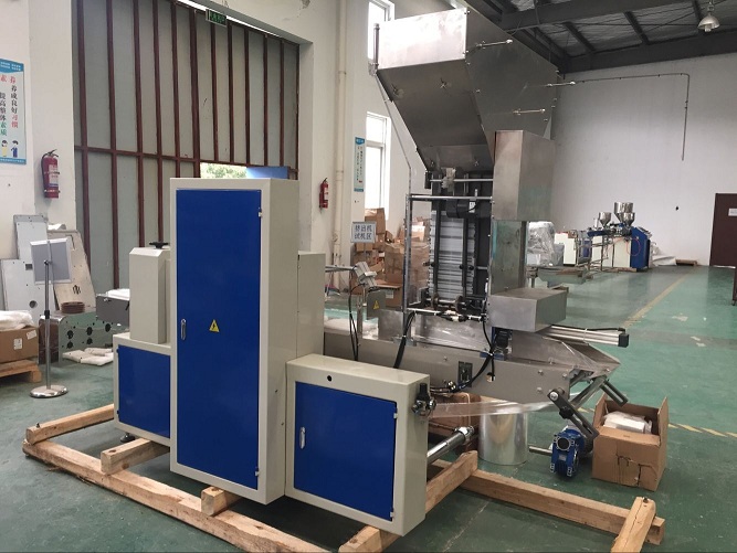 多支连排包装机pla纸吸管