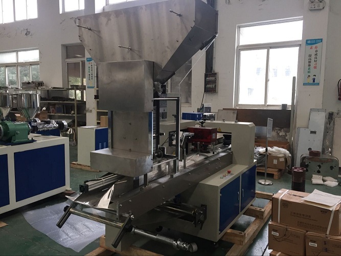 多支连排包装机pla纸吸管