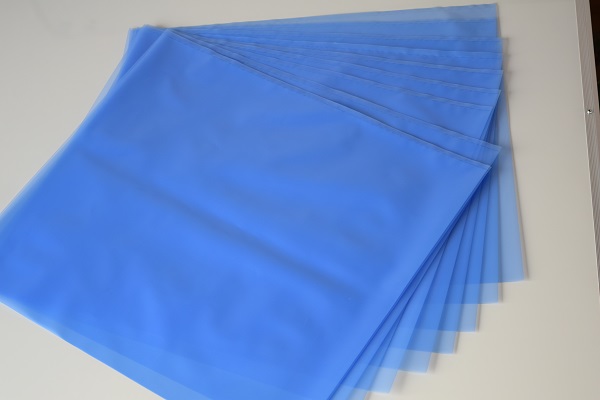 1730085463926854.jpg 平口防锈袋.jpg